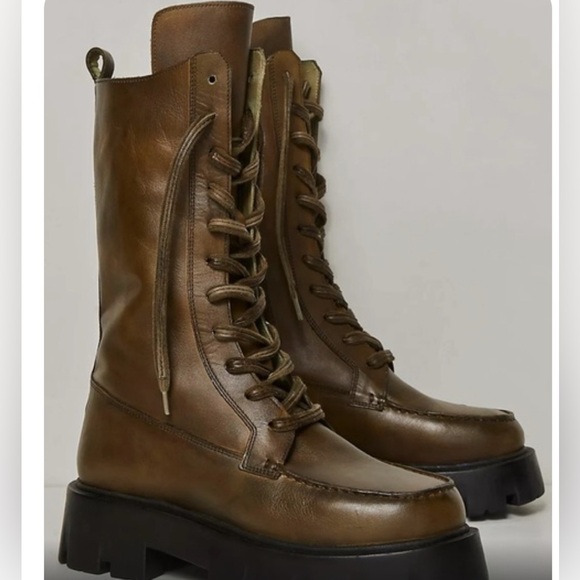Free People Jones Lug Sole Leather Lace Up Boots in Artichoke. Adjustable!!! - Picture 3 of 8